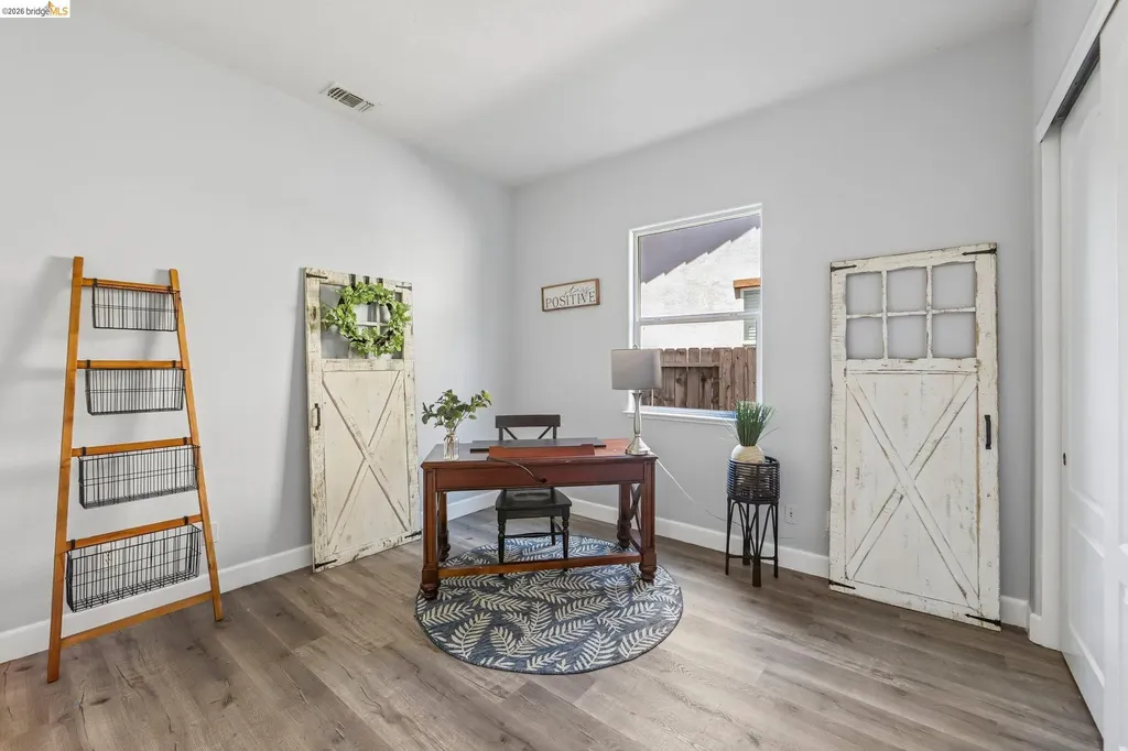 19 Minaret Road Oakley CA 94561