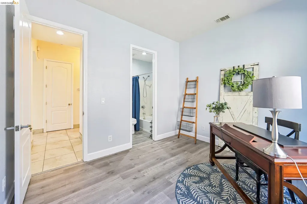 19 Minaret Road Oakley CA 94561