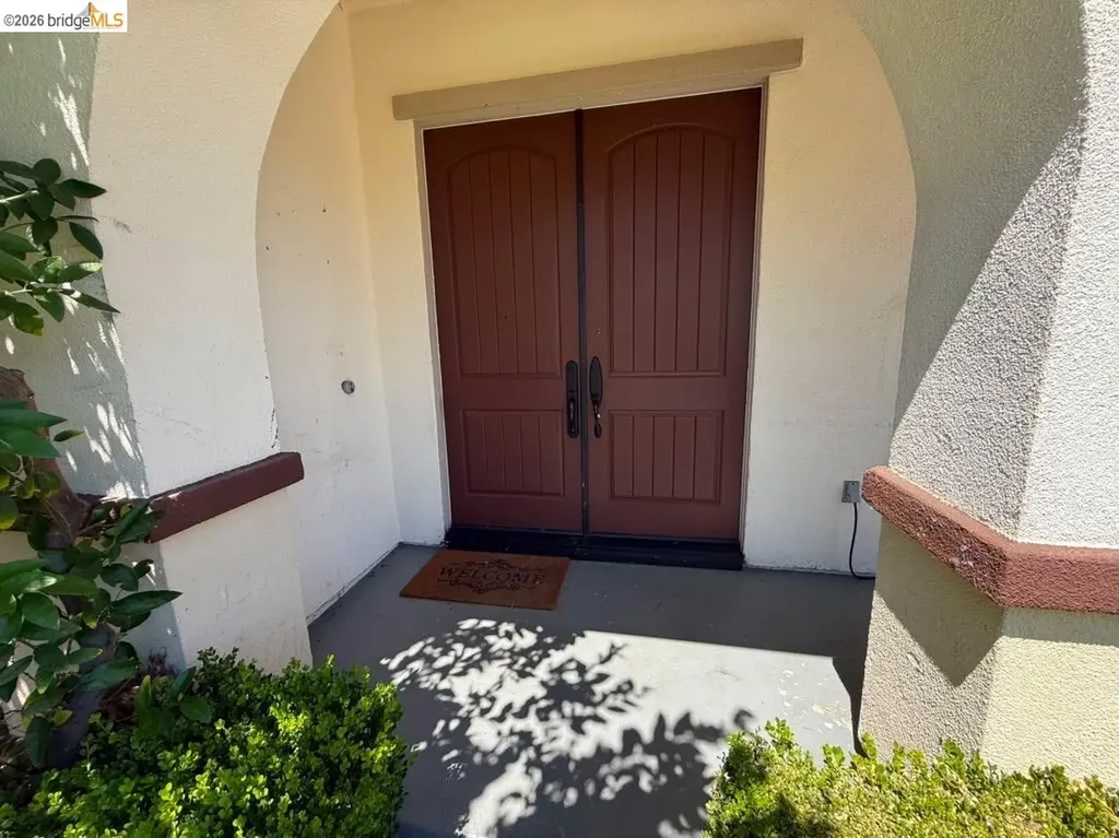 19 Minaret Road Oakley CA 94561