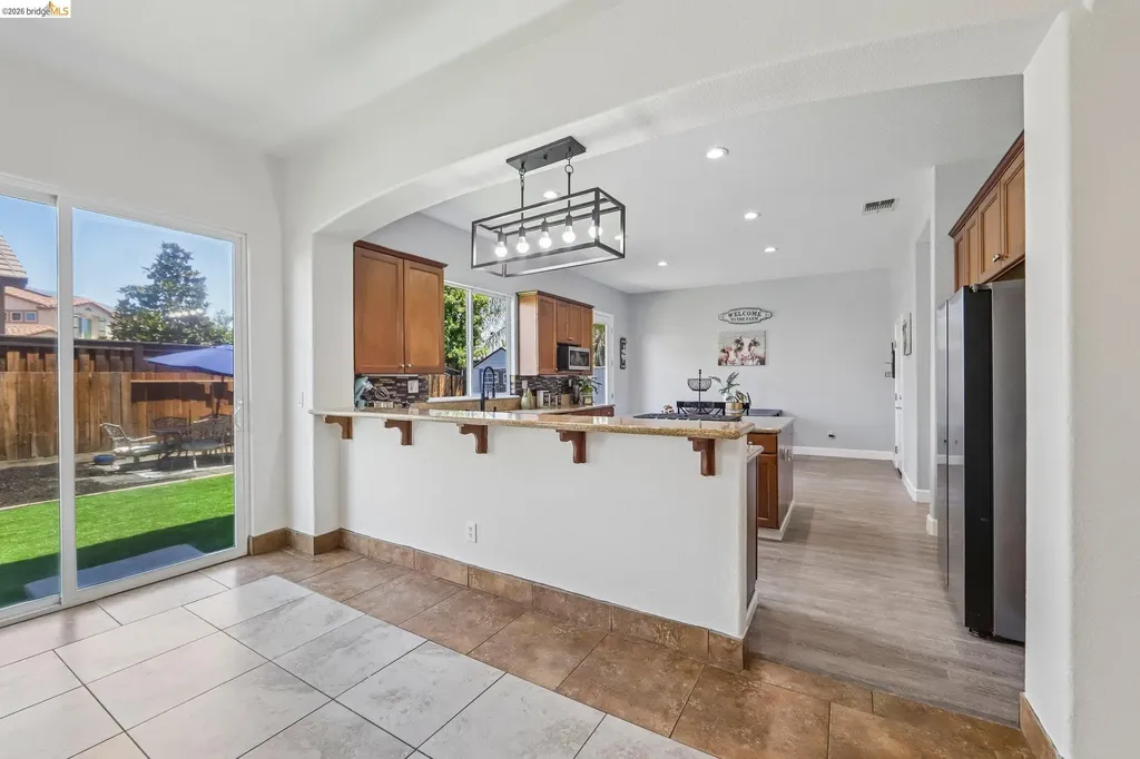 19 Minaret Road Oakley CA 94561