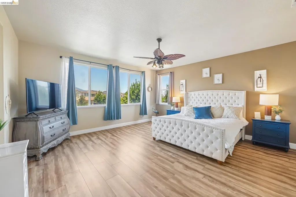 19 Minaret Road Oakley CA 94561