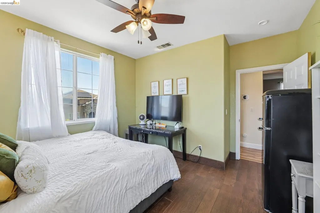 19 Minaret Road Oakley CA 94561