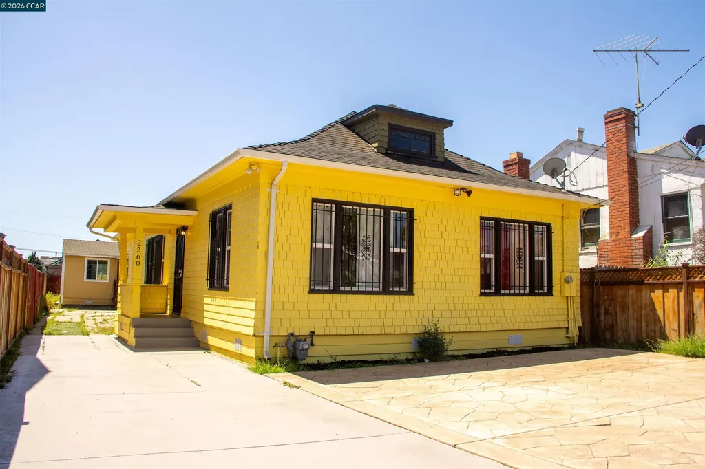 2260 90th Avenue Oakland CA 94603
