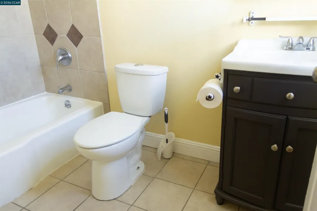 2260 90th Avenue Oakland CA 94603