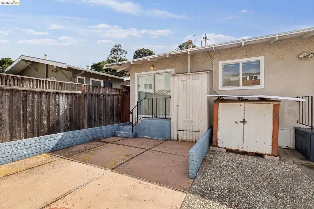 1147 Huff Avenue San Leandro CA 94577
