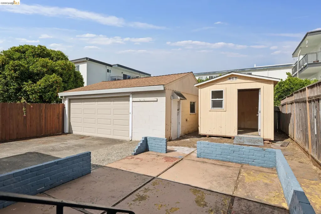 1147 Huff Avenue San Leandro CA 94577