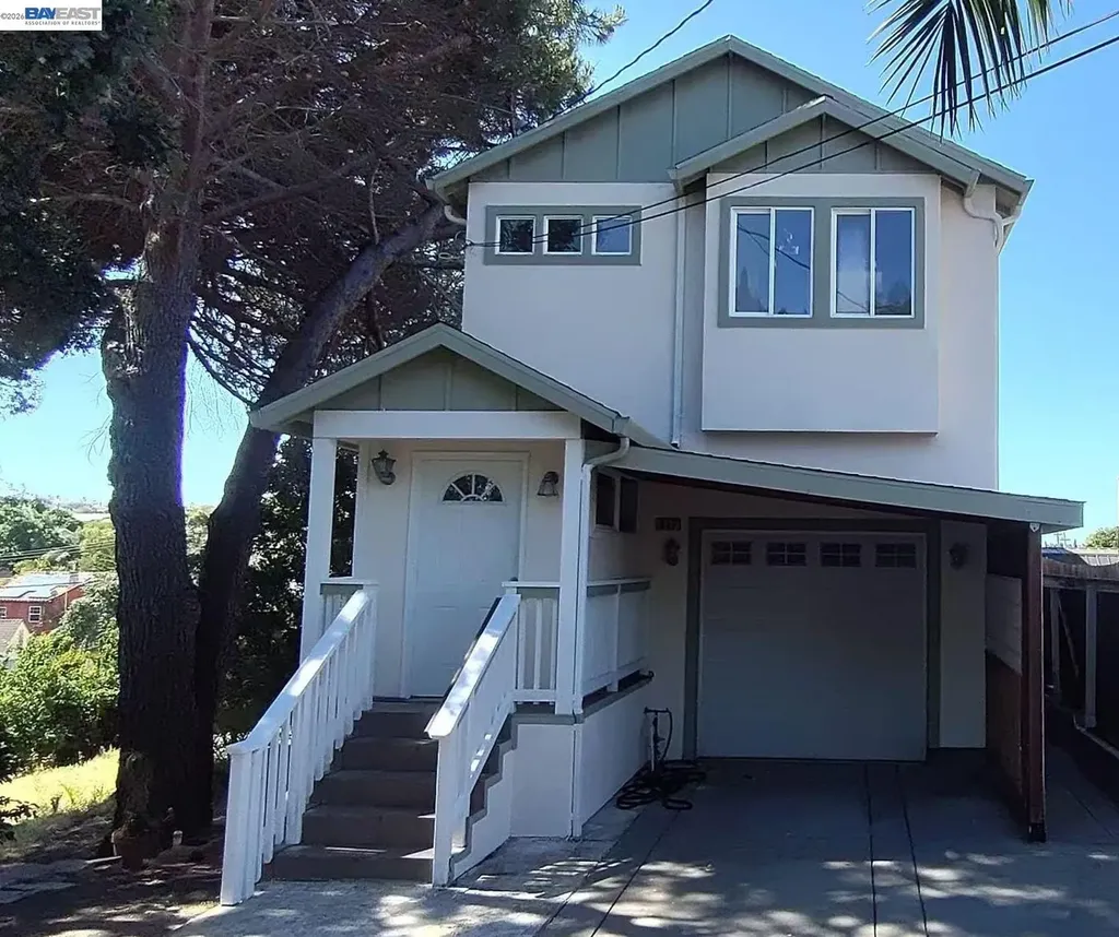 917 1st Street Rodeo CA 94572