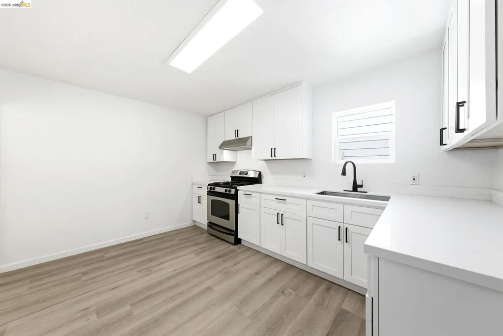 2217 24th Street Oakland CA 94606