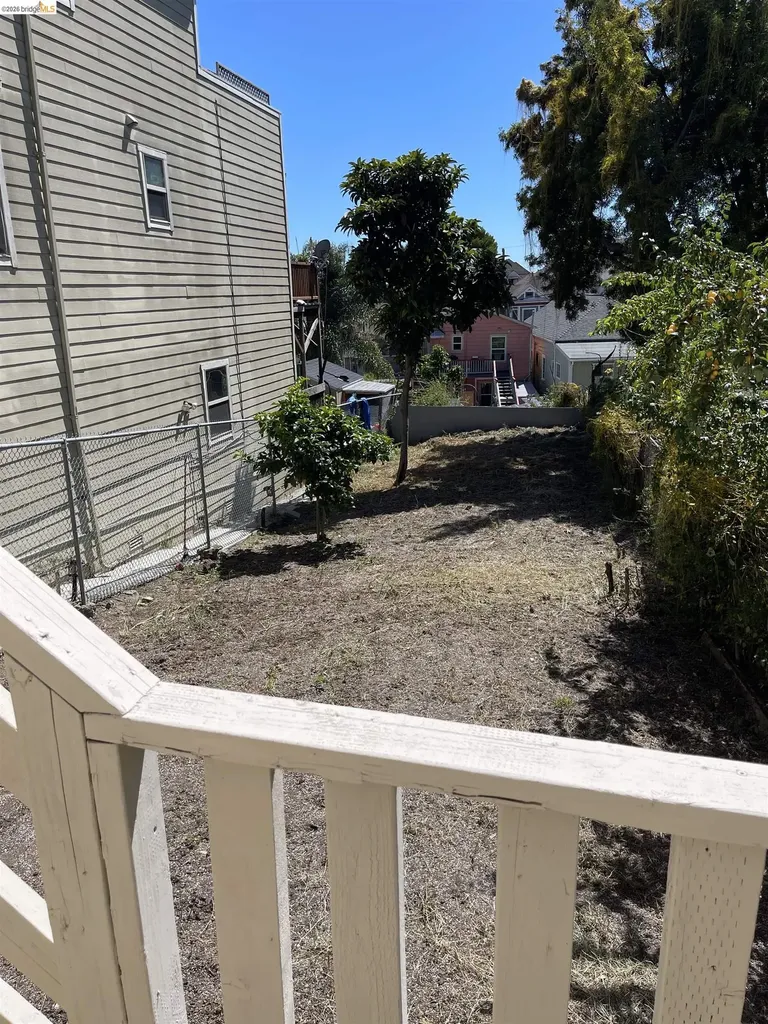 2217 24th Street Oakland CA 94606