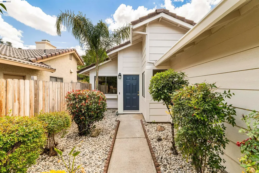 2748 Carpinteria Drive Antioch CA 94531