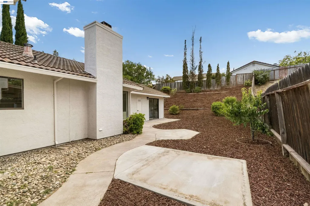 2748 Carpinteria Drive Antioch CA 94531
