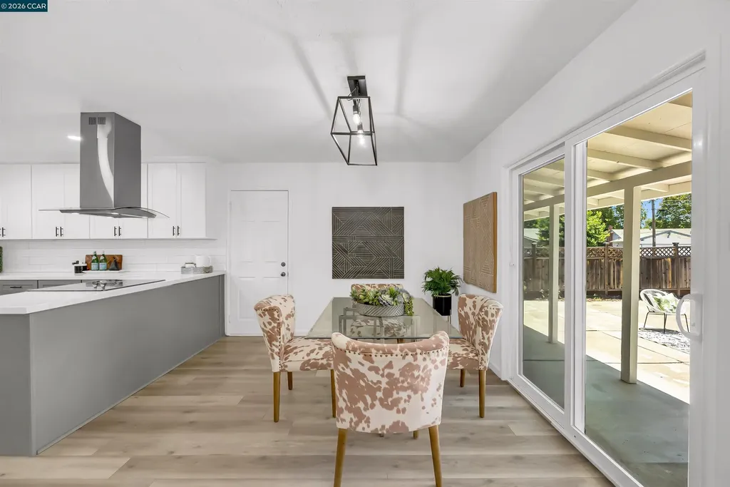 3573 Falcon Drive Concord CA 94520