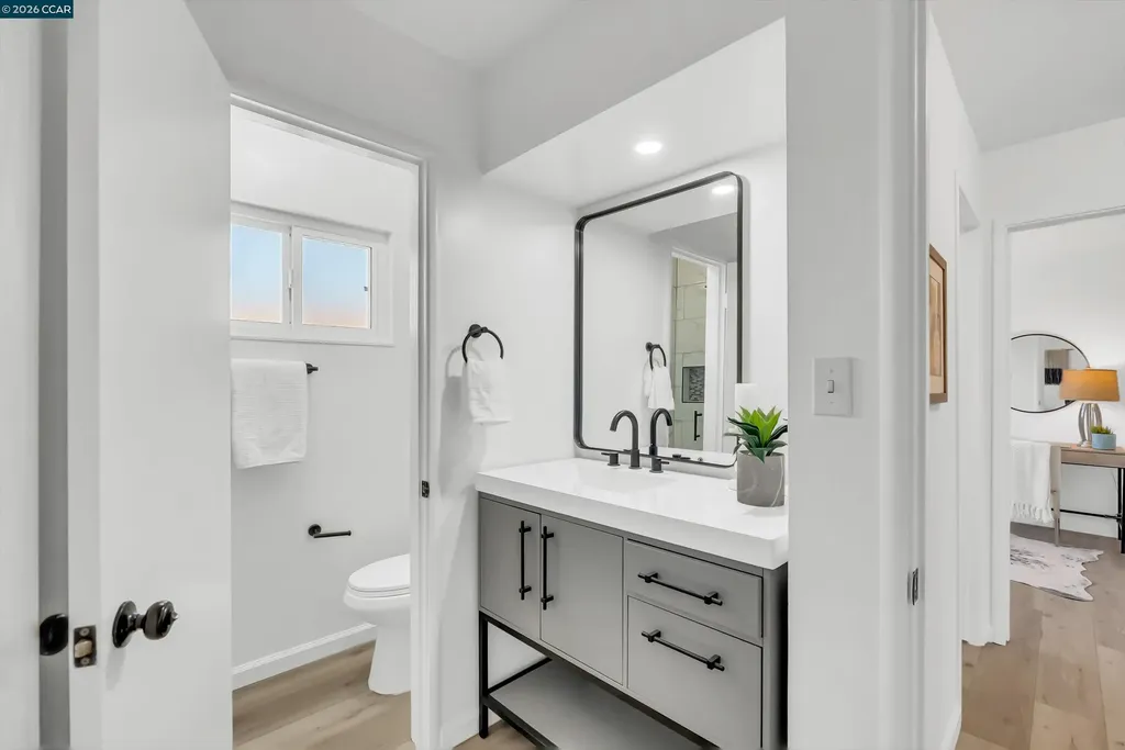 3573 Falcon Drive Concord CA 94520