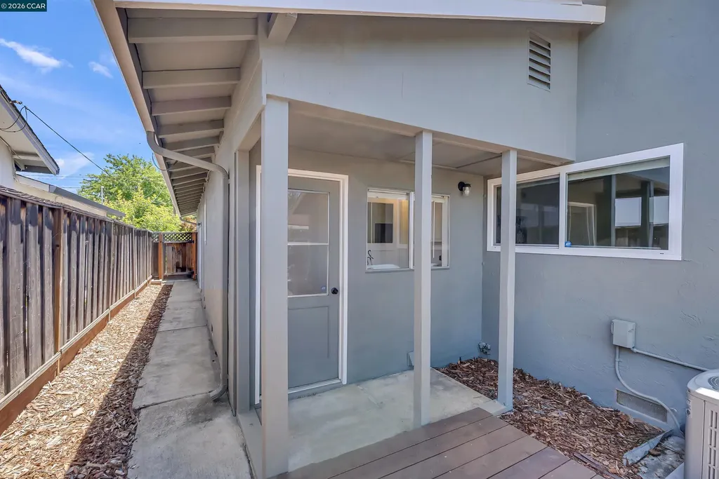 3573 Falcon Drive Concord CA 94520