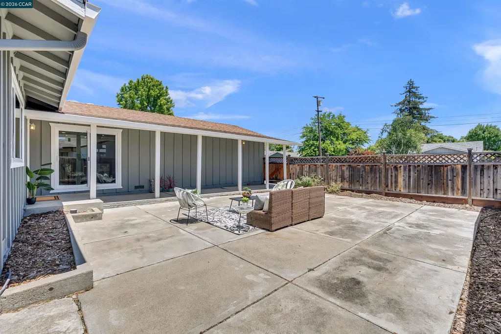 3573 Falcon Drive Concord CA 94520