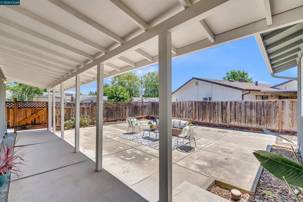 3573 Falcon Drive Concord CA 94520