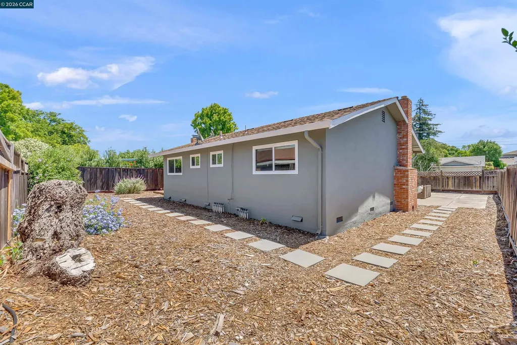 3573 Falcon Drive Concord CA 94520