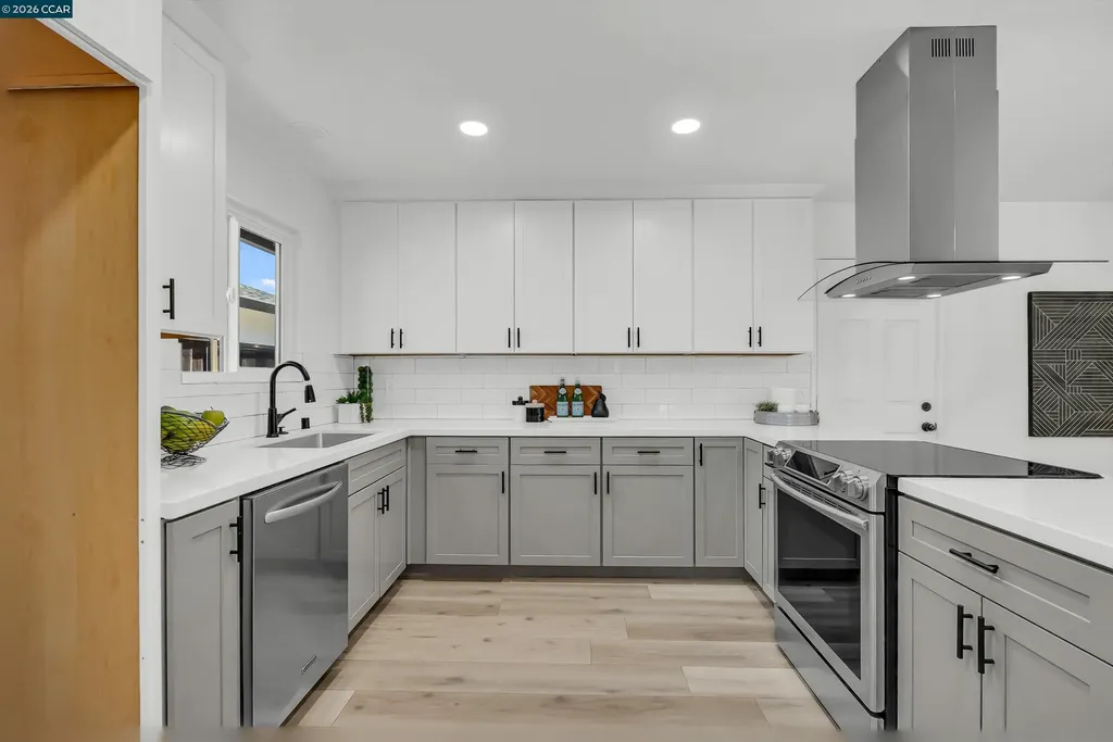 3573 Falcon Drive Concord CA 94520