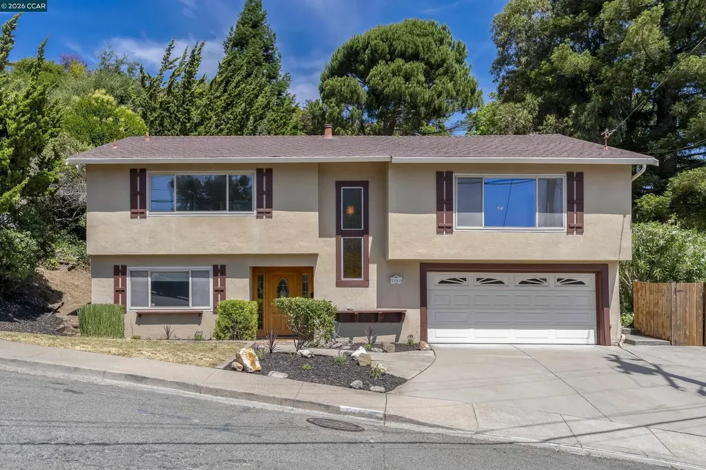 2081 Hoke Drive Pinole CA 94564