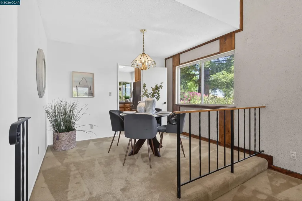 2081 Hoke Drive Pinole CA 94564