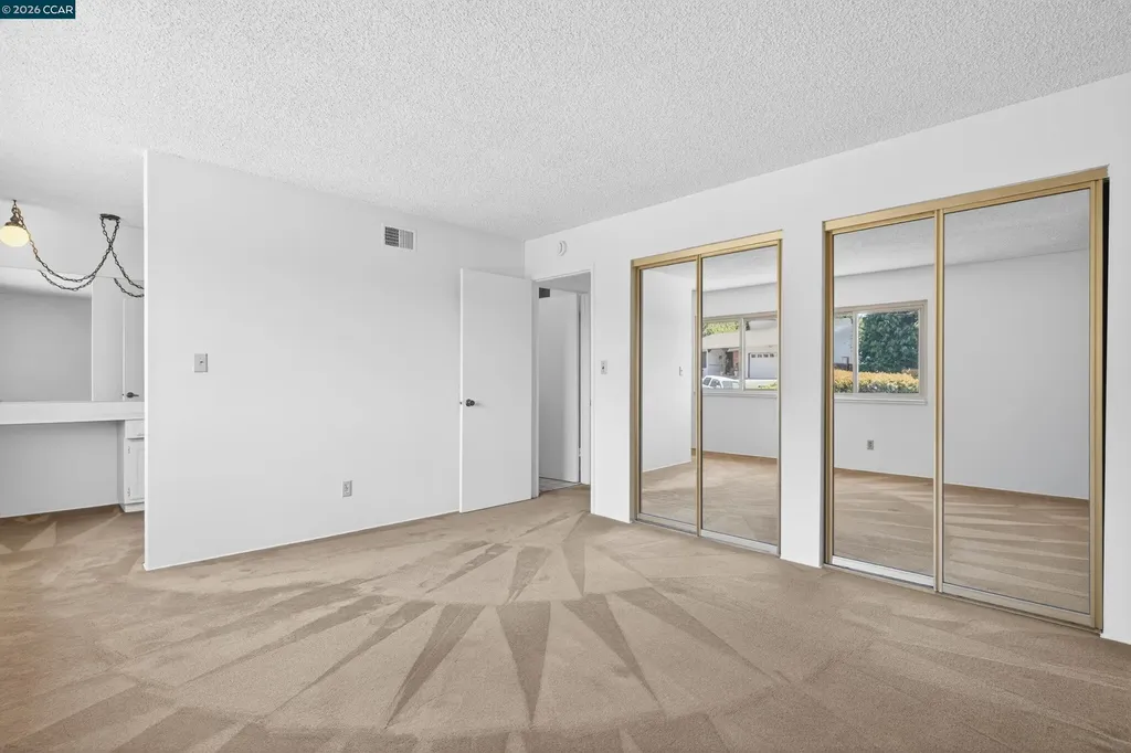 2081 Hoke Drive Pinole CA 94564