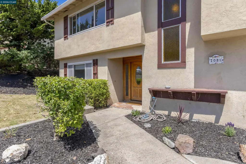 2081 Hoke Drive Pinole CA 94564