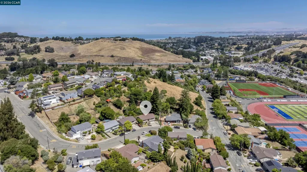 2081 Hoke Drive Pinole CA 94564