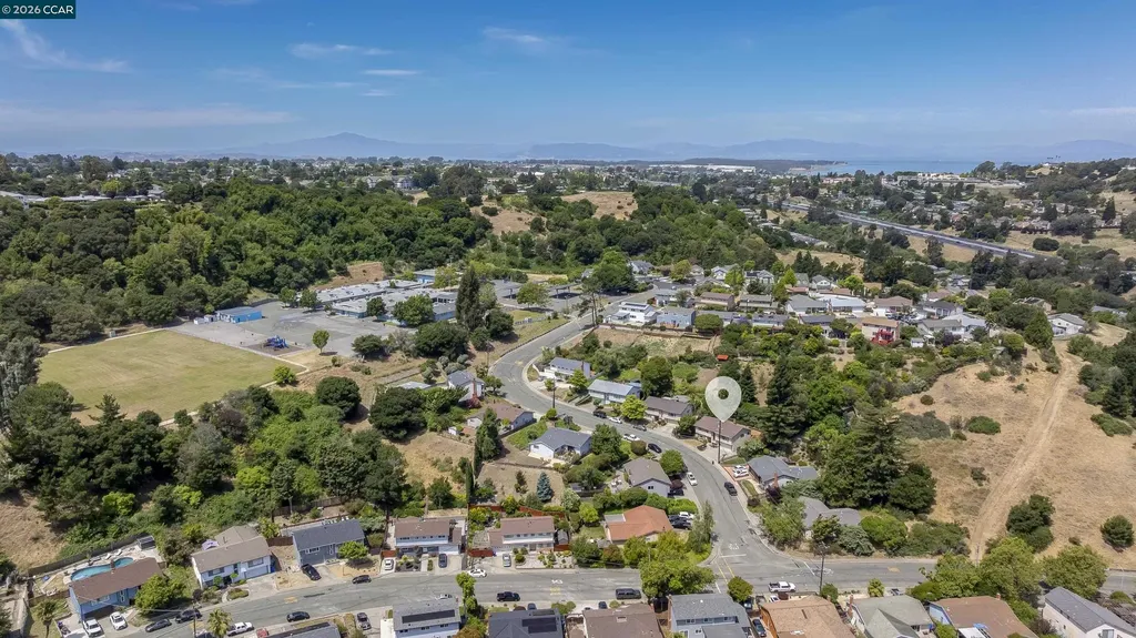 2081 Hoke Drive Pinole CA 94564