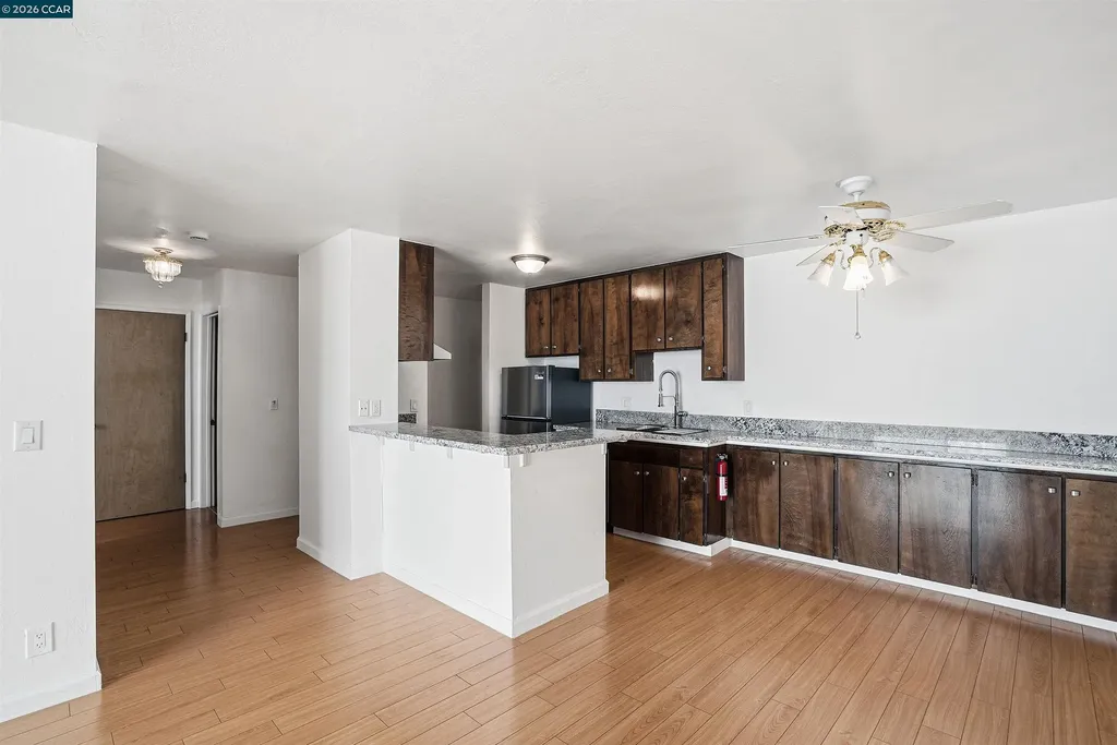 250 Whitmore Street Oakland CA 94611