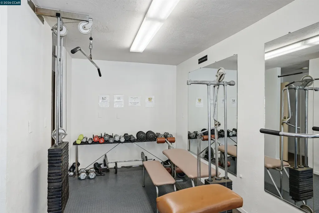 250 Whitmore Street Oakland CA 94611