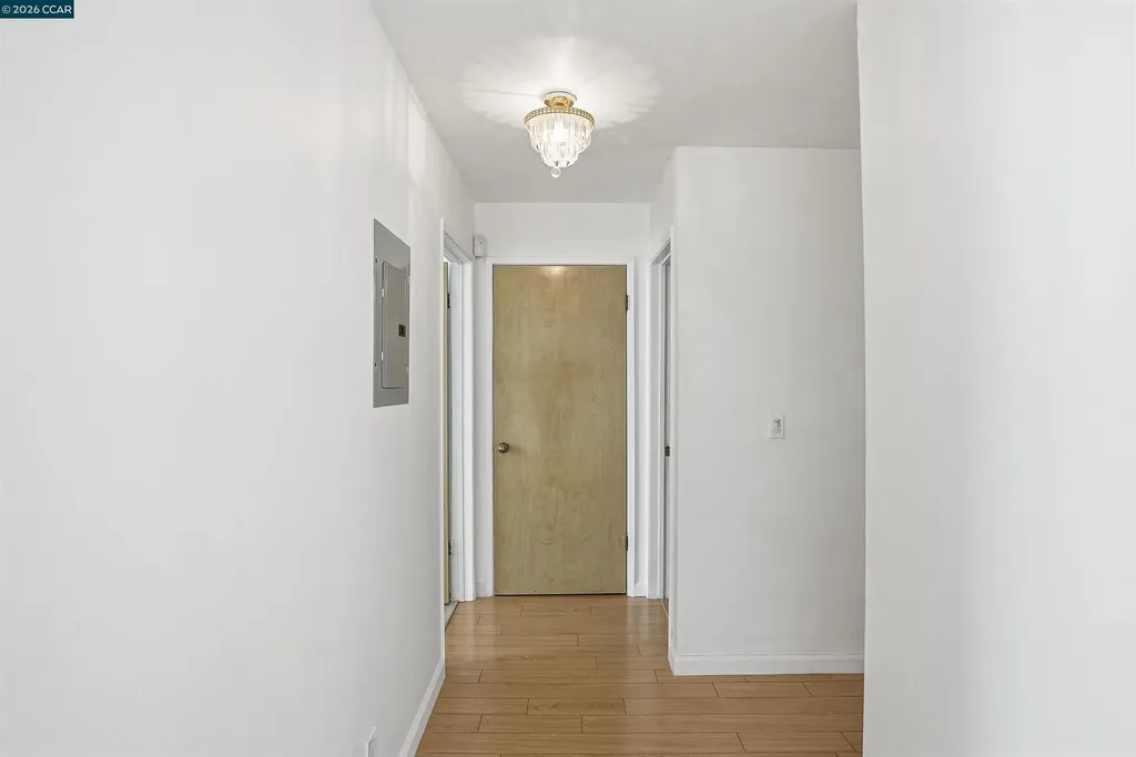 250 Whitmore Street Oakland CA 94611