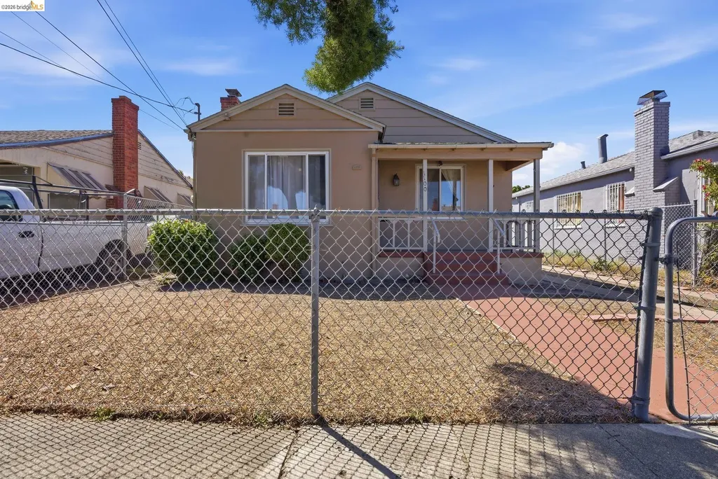 1100 101st Avenue Oakland CA 94603