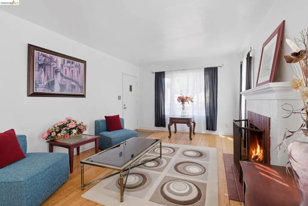 1100 101st Avenue Oakland CA 94603