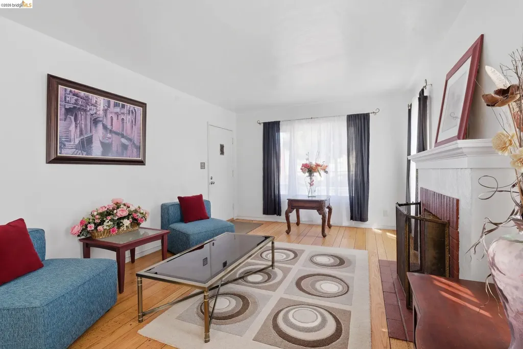 1100 101st Avenue Oakland CA 94603