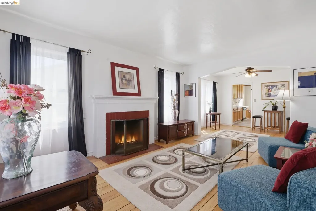 1100 101st Avenue Oakland CA 94603