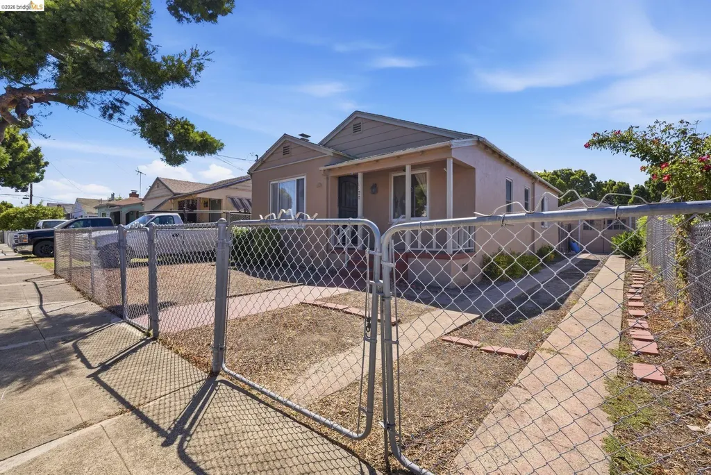 1100 101st Avenue Oakland CA 94603