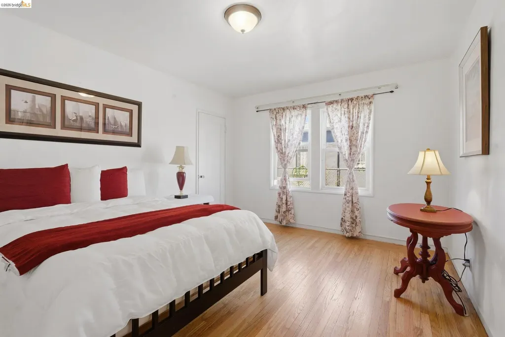 1100 101st Avenue Oakland CA 94603