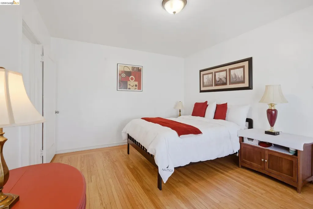 1100 101st Avenue Oakland CA 94603