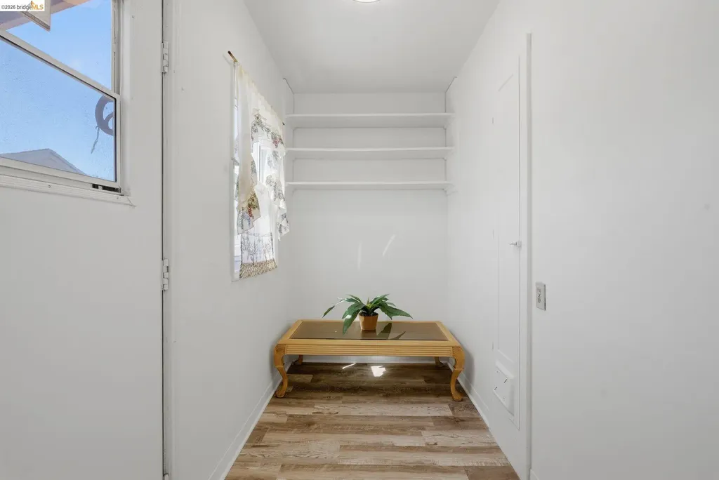 1100 101st Avenue Oakland CA 94603