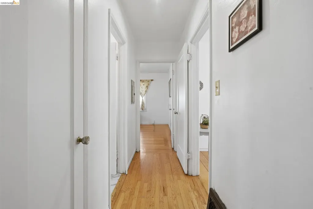 1100 101st Avenue Oakland CA 94603