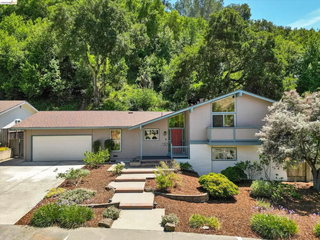 2826 Wright Avenue Pinole CA 94564