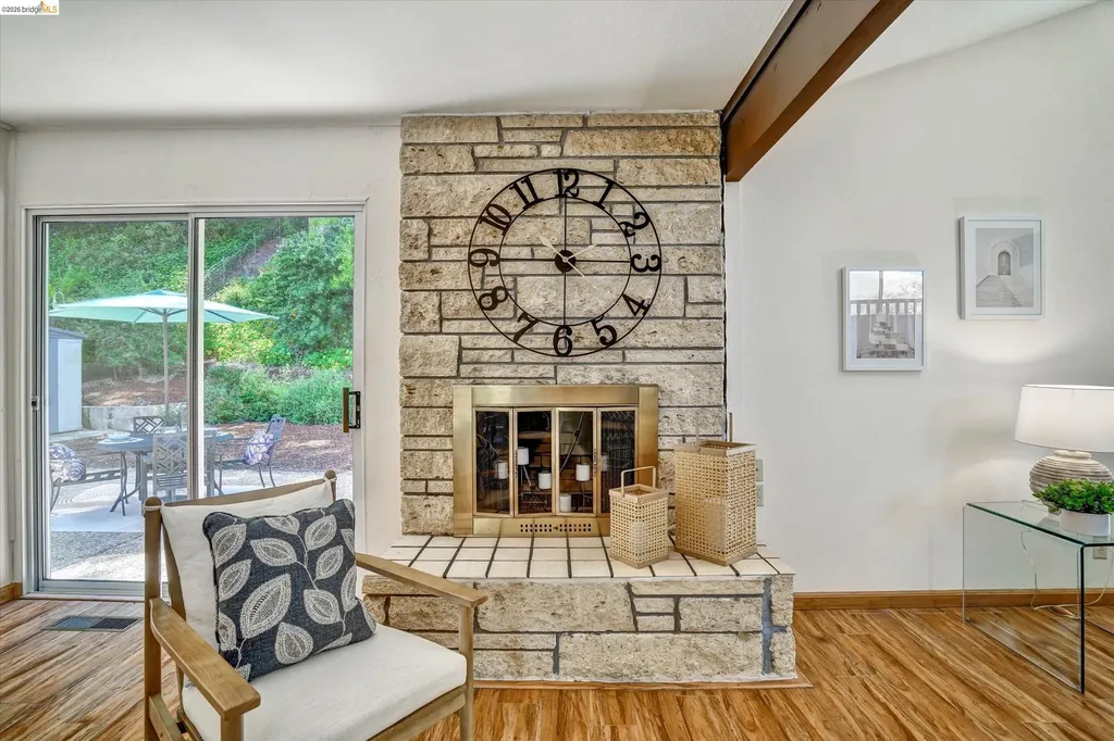 2826 Wright Avenue Pinole CA 94564