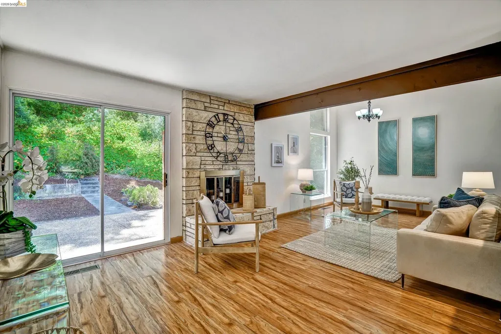 2826 Wright Avenue Pinole CA 94564