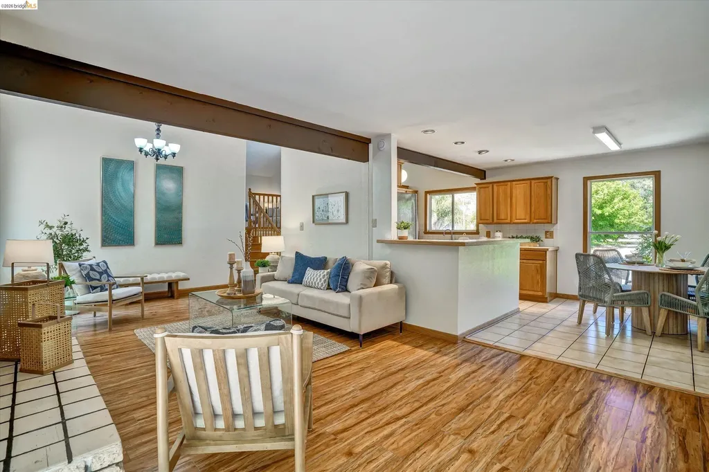 2826 Wright Avenue Pinole CA 94564