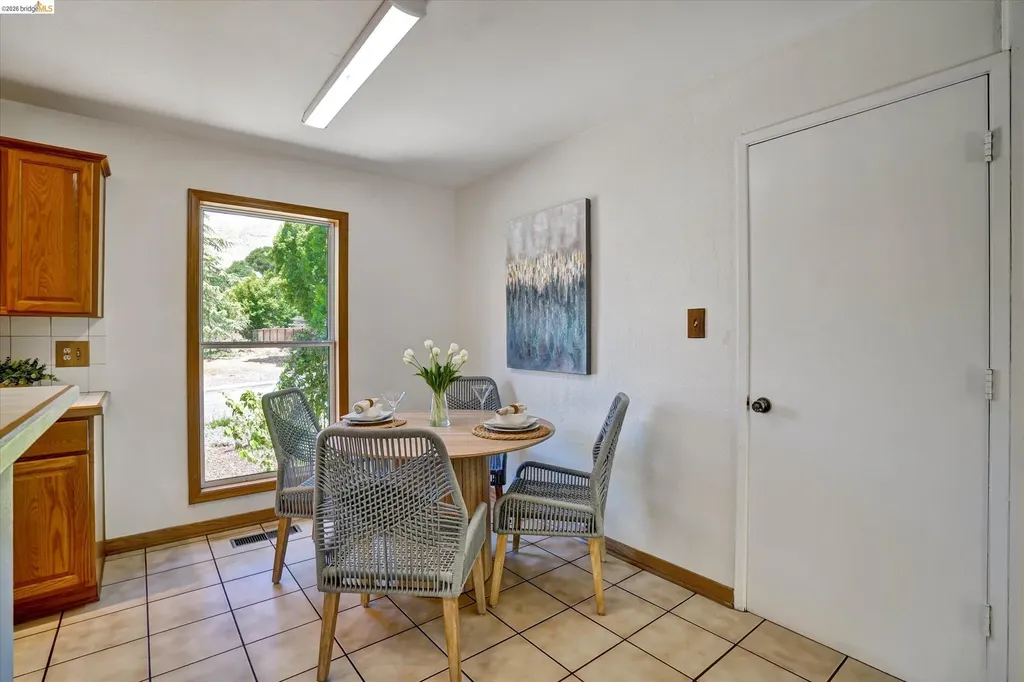 2826 Wright Avenue Pinole CA 94564