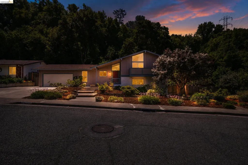 2826 Wright Avenue Pinole CA 94564