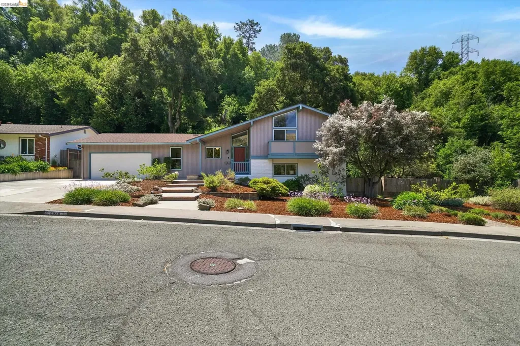 2826 Wright Avenue Pinole CA 94564
