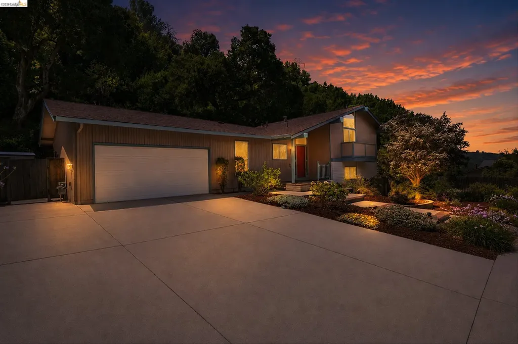 2826 Wright Avenue Pinole CA 94564