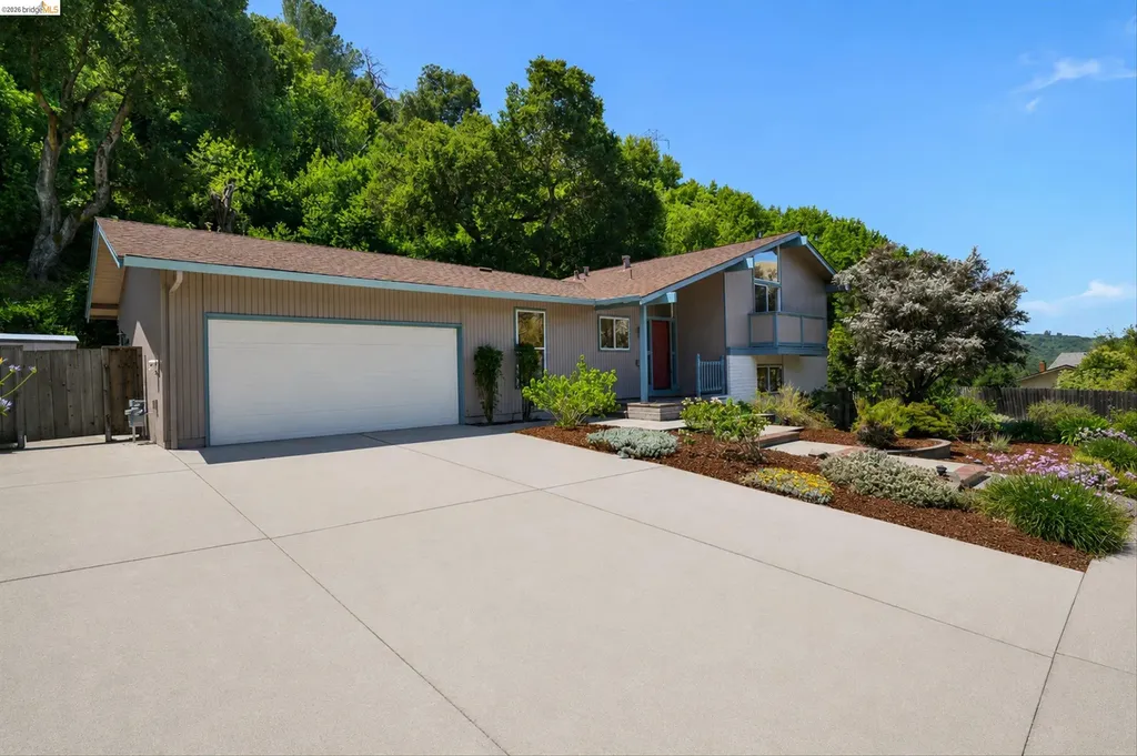 2826 Wright Avenue Pinole CA 94564