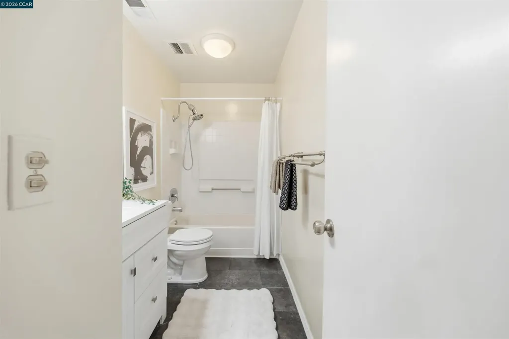 1888 Tesoro Court Pinole CA 94564